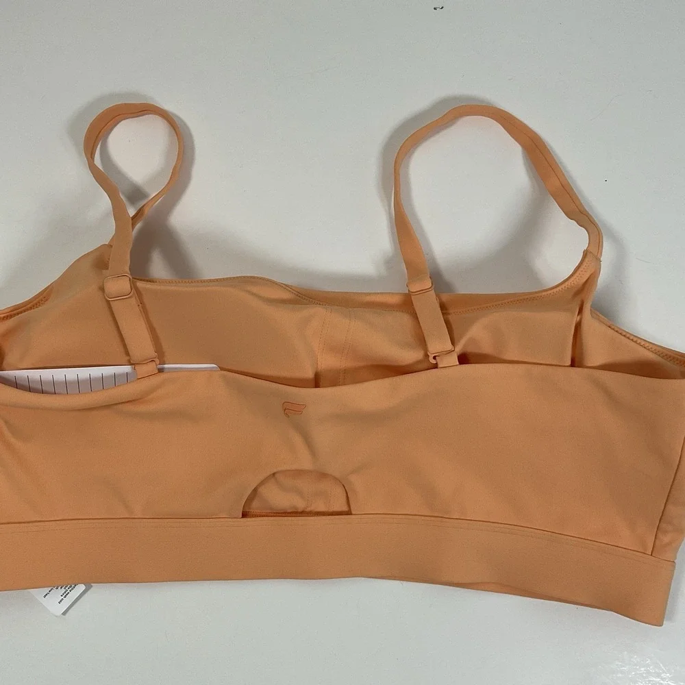 NWT Women's Fabletics Essential Low Impact Sports Bra - Melon‎ Sorbet - Plus 3X